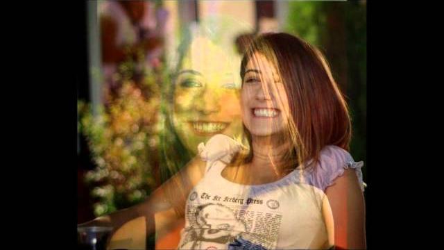Hazal kaya - amazing (inna ) Hazal kaya - amazing (inna )