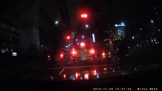 小姐妳是無名指抽筋嗎? 小姐妳是無名指抽筋嗎?