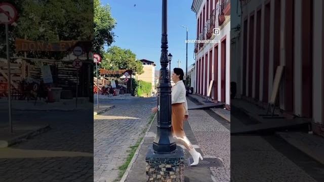 Já pensou se fosse fácil assim trocar de roupa? um truque de mágica e pronto look novo #trend Já pensou se fosse fácil assim trocar de roupa? um truque de mágica e pronto look novo #trend