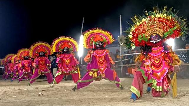 Tapan kumar mahato asur chhau nach || तपन कुमार महतो छौ नाच || chhau dance || purulia chhau nritya Tapan kumar mahato asur chhau nach || तपन कुमार महतो छौ नाच || chhau dance || purulia chhau nritya