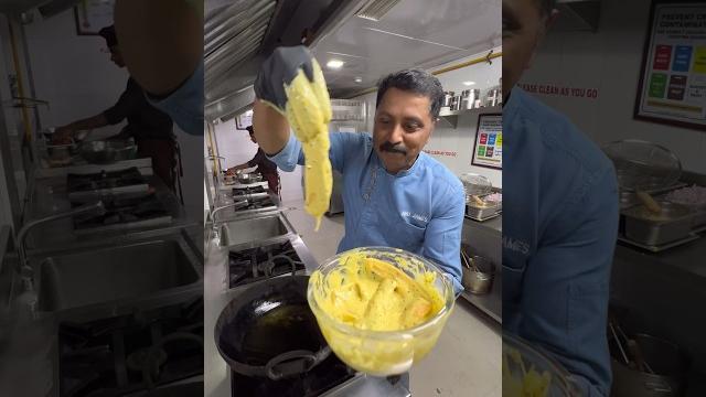 Kerala famous banana fry | കണ്ടാൽ കൊതിയാകുന്നു കിടിലോസ്കി പഴം പൊരി #chefnibuthealchemist #shots Kerala famous banana fry | കണ്ടാൽ കൊതിയാകുന്നു കിടിലോസ്കി പഴം പൊരി #chefnibuthealchemist #shots
