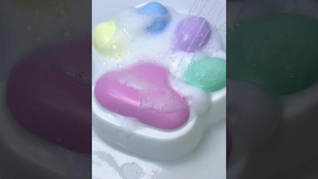 Fufusquishy asmr rainbow cat paw Fufusquishy asmr rainbow cat paw