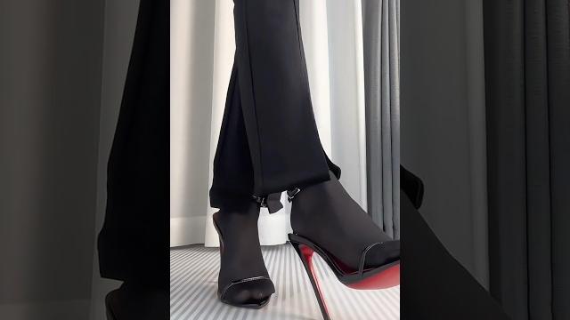 Very beautiful black pantyhose feet and heels #beauty #feet #nylon #legs #heels #tights #pantyhose Very beautiful black pantyhose feet and heels #beauty #feet #nylon #legs #heels #tights #pantyhose