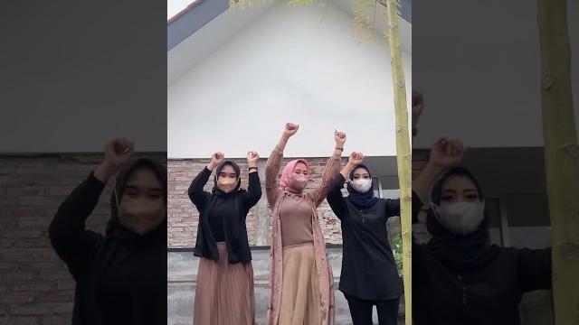 Tiktok jilbab goyang Tiktok jilbab goyang