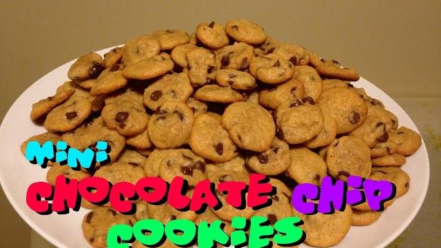 Mini soft chocolate chip cookies Mini soft chocolate chip cookies
