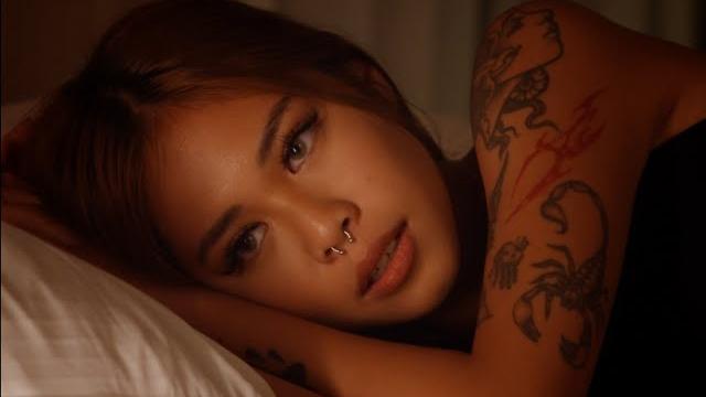Ari x - vibe (official music video) Ari x - vibe (official music video)