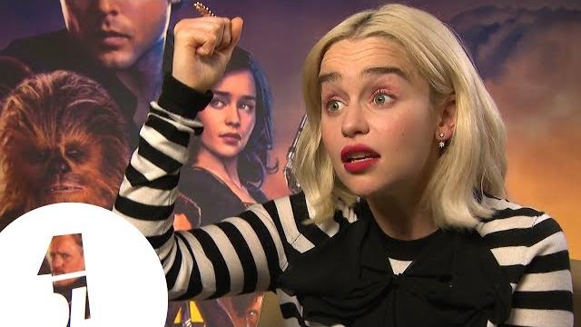 "oi! khaleesi!": how not to ask emilia clarke for a selfie "oi! khaleesi!": how not to ask emilia clarke for a selfie