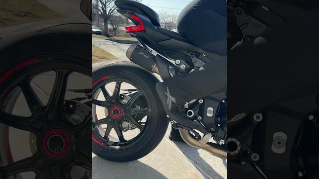Mv agusta brutale 1000rr #raw #motorcycle #mv Mv agusta brutale 1000rr #raw #motorcycle #mv