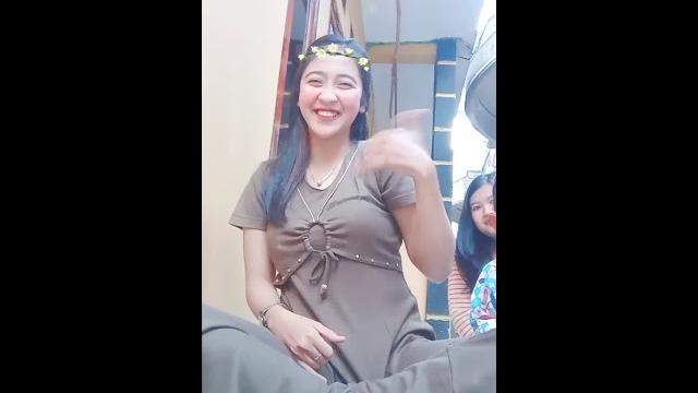 Cewek cantik ganjen Cewek cantik ganjen