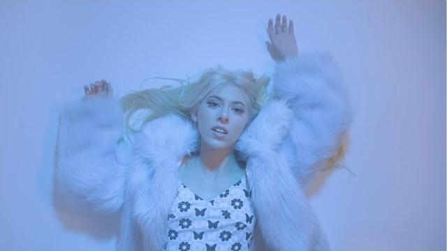 Galaxzi - ursa major (official music video) Galaxzi - ursa major (official music video)