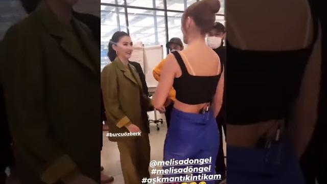 Burcu özberk & melisa döngel aşk mantık i̇ntikam Burcu özberk & melisa döngel aşk mantık i̇ntikam