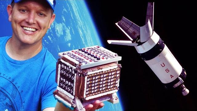 The computer that controlled the saturn v (behind the scenes ft linus tech tips) - smarter every day The computer that controlled the saturn v (behind the scenes ft linus tech tips) - smarter every day