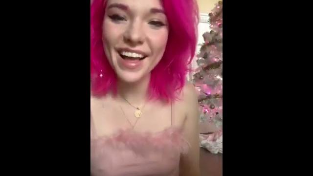 Periscope - chit chatting braless Periscope - chit chatting braless