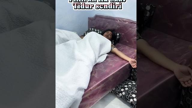 Pocong di kamar ku #kadasofficial #sahabatawan #komedi Pocong di kamar ku #kadasofficial #sahabatawan #komedi