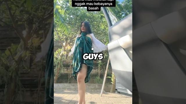 Cewek bali lakukan ini #shorts Cewek bali lakukan ini #shorts