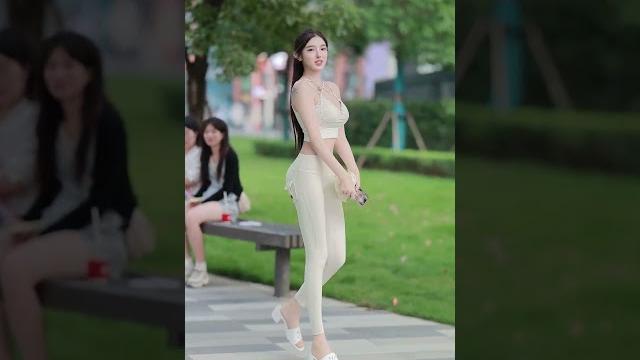 #肤白貌美#美丽俏佳人#魅力女人 珊酱又饿了 #肤白貌美#美丽俏佳人#魅力女人 珊酱又饿了