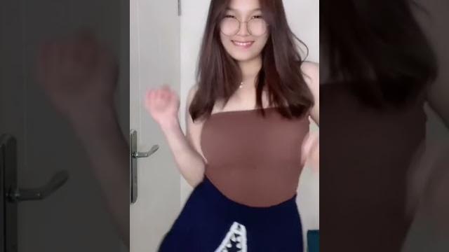 Dance hot verlly #shorts #shortvideo Dance hot verlly #shorts #shortvideo