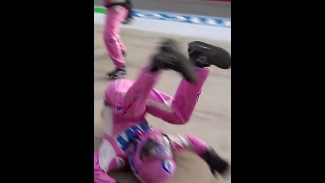 Lance stroll's crazy pit stop drama! #shorts Lance stroll's crazy pit stop drama! #shorts