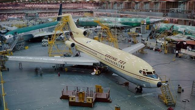 Building and test flying the boeing 727 & 747 Building and test flying the boeing 727 & 747