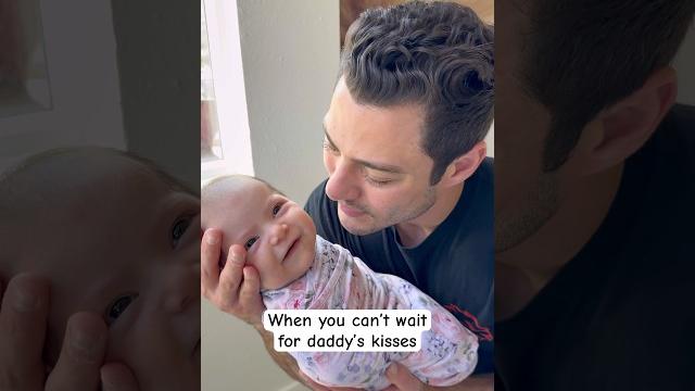 She gave dad a kiss back She gave dad a kiss back