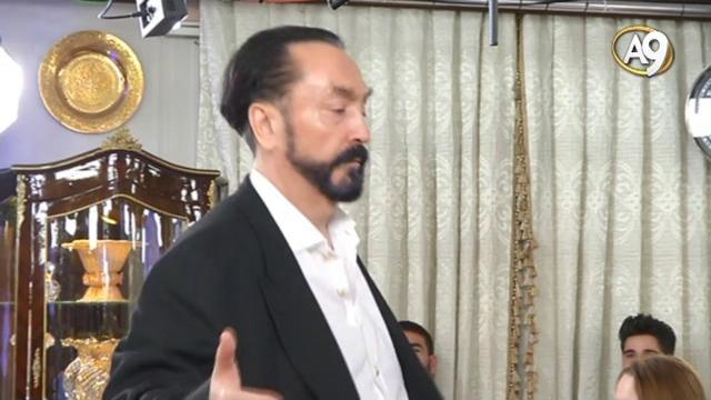 Adnan oktar bu dansıyla gönülleri fethetti Adnan oktar bu dansıyla gönülleri fethetti