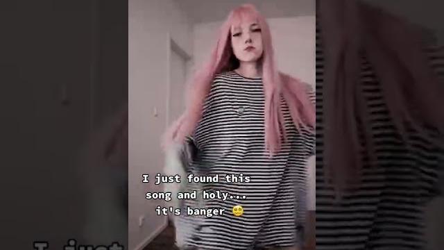 Ellesclub tiktok video (see desc.) Ellesclub tiktok video (see desc.)