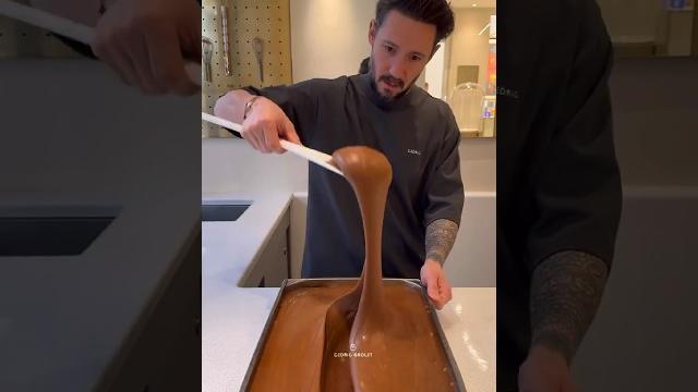 Nouvelle version des trompe-l’oeil en tarte | #cedricgrolet #patisserie #dessert #paris Nouvelle version des trompe-l’oeil en tarte | #cedricgrolet #patisserie #dessert #paris