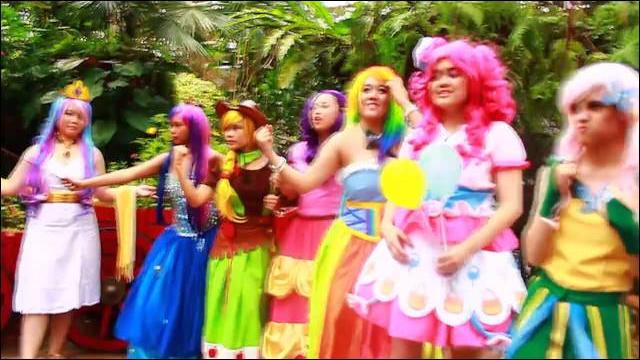 At the gala pmv (sim gretina remix) At the gala pmv (sim gretina remix)