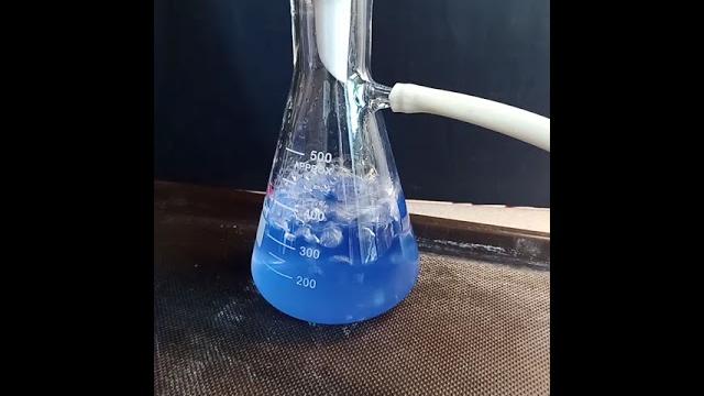 Acetone boils under vacuum Acetone boils under vacuum