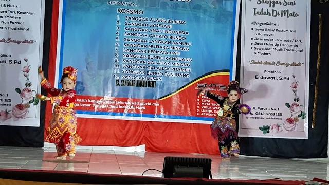 Rara umur 5 thn lomba tari batok Rara umur 5 thn lomba tari batok