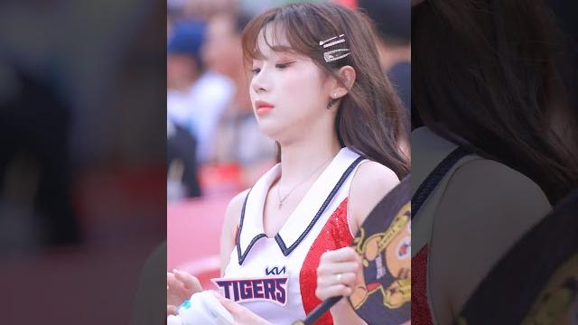 무표정 시크 '삐끼삐끼' 이주은(lee ju-eun)치어리더 무표정 시크 '삐끼삐끼' 이주은(lee ju-eun)치어리더