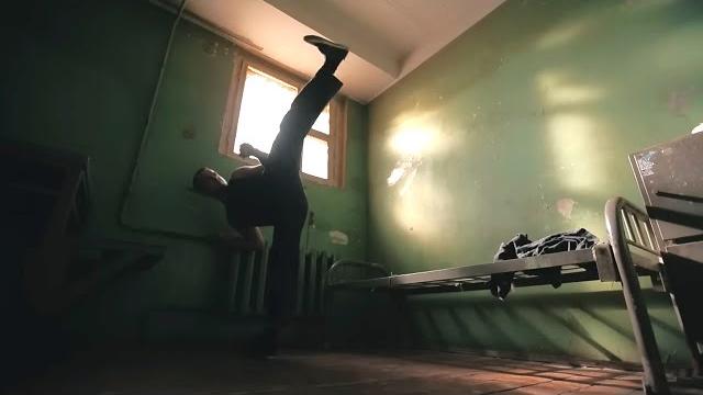 Фильм киллер выходит из тюрьмы и получает сверхопасное задание! джокер. операция капкан! новый фильм Фильм киллер выходит из тюрьмы и получает сверхопасное задание! джокер. операция капкан! новый фильм