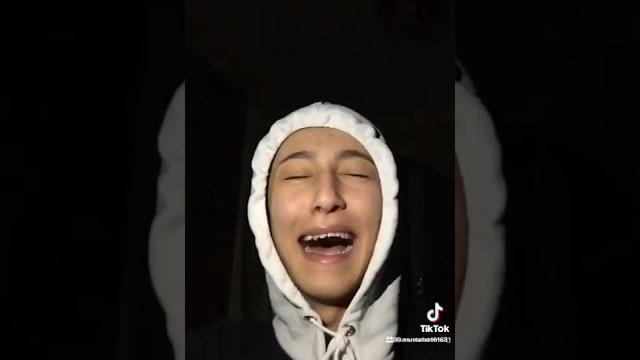 Sevdiğim kız lezbiyen çıkmıştır; Sevdiğim kız lezbiyen çıkmıştır;