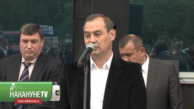 Памятник "локомотиву" Памятник "локомотиву"