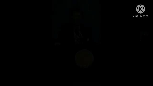 Eu dançando tamtam de saia curta Eu dançando tamtam de saia curta