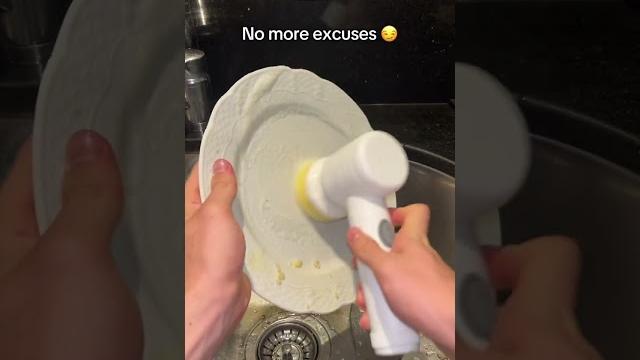 If you hate washing dishes you need this electric brush #cleaninghacks #electricbrush #brush If you hate washing dishes you need this electric brush #cleaninghacks #electricbrush #brush