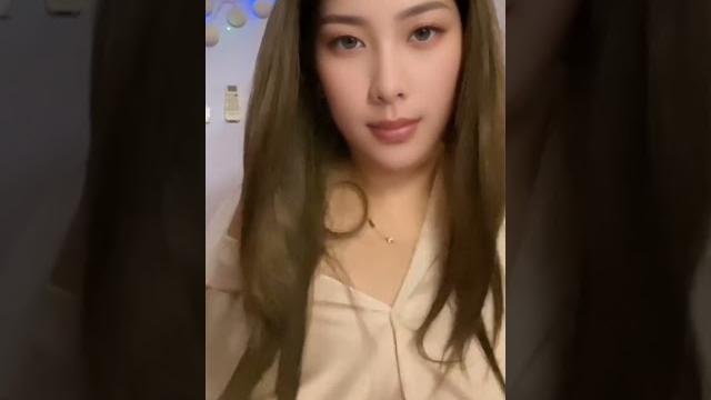 New bigo periscope lovely girl show her body while live bigo #bigo #periscope #cutegirl #viralvideo New bigo periscope lovely girl show her body while live bigo #bigo #periscope #cutegirl #viralvideo