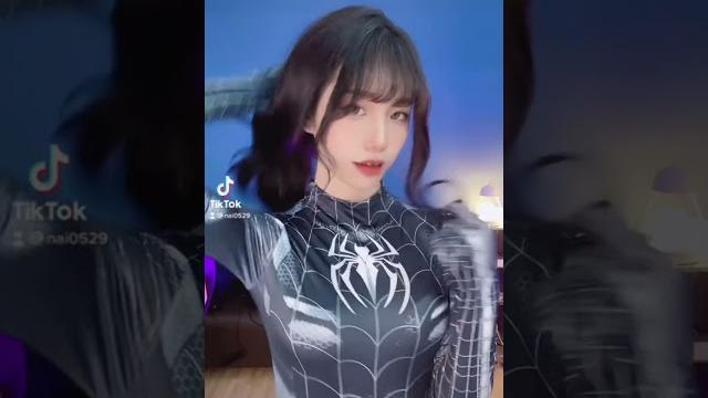 告訴我這5秒的影片你重播了幾次 #蜘蛛人 #緊身衣 #馬尾 告訴我這5秒的影片你重播了幾次 #蜘蛛人 #緊身衣 #馬尾