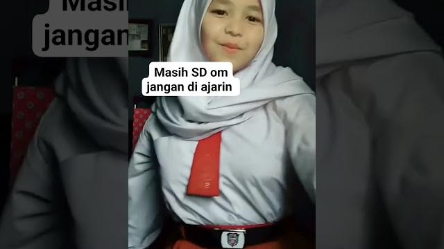 Om jangan om #gemoy #bocil #sd #semok #hijab #cantik Om jangan om #gemoy #bocil #sd #semok #hijab #cantik