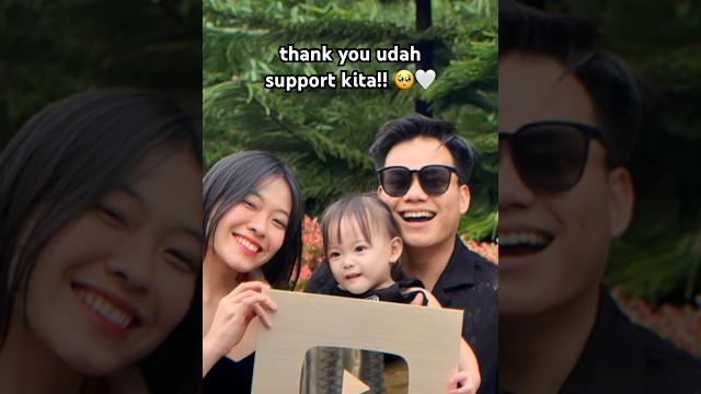 Yuka-chan dapet gold play button!! #yuka #baby #family #goldplaybutton #unboxing #jedagjedug #viral Yuka-chan dapet gold play button!! #yuka #baby #family #goldplaybutton #unboxing #jedagjedug #viral