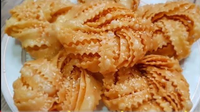 Королевская пахлава или чак чак! очень вкусная и хрустящая! украсить ваше праздничный стол на хайит! Королевская пахлава или чак чак! очень вкусная и хрустящая! украсить ваше праздничный стол на хайит!