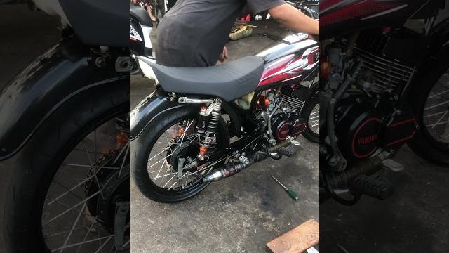 Knalpot rx king raja kolong.. suara garing, tarikan enteng Knalpot rx king raja kolong.. suara garing, tarikan enteng