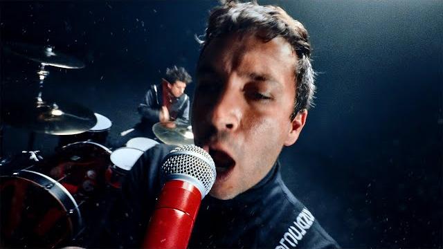 Twenty one pilots - the contract (official video) Twenty one pilots - the contract (official video)