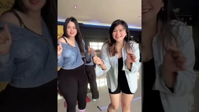 Trio body bohay semok gemoy #gemoy #goyanginul #dance pargoy #chubbybunny#fakebody shortsvideo Trio body bohay semok gemoy #gemoy #goyanginul #dance pargoy #chubbybunny#fakebody shortsvideo