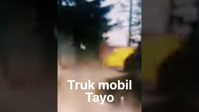 Viral truk oleng truck funny joget tiktok,bigo dance excavator #trukoleng #shorts #trukjoget #truk 4 Viral truk oleng truck funny joget tiktok,bigo dance excavator #trukoleng #shorts #trukjoget #truk 4