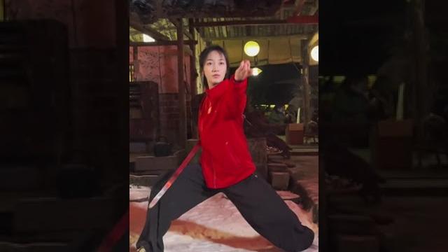 2023kungfu girl 功夫女孩春節假期在老家雪地中練功 2023kungfu girl 功夫女孩春節假期在老家雪地中練功