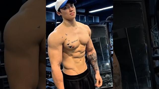 Chinese hunk with tattoo 2 Chinese hunk with tattoo 2