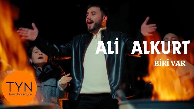 Ali alkurt - bizi bu hallere koyan biri var Ali alkurt - bizi bu hallere koyan biri var