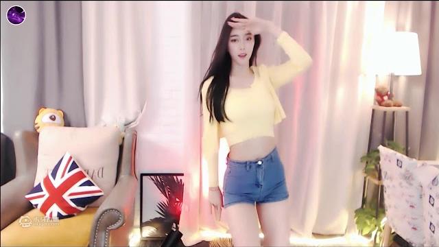 正恒妹子 骆驼趾 曼妙身姿 若隐若现(sexy dance 2020) 正恒妹子 骆驼趾 曼妙身姿 若隐若现(sexy dance 2020)
