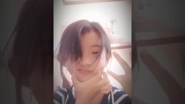 Ini pakai baju transparan Ini pakai baju transparan